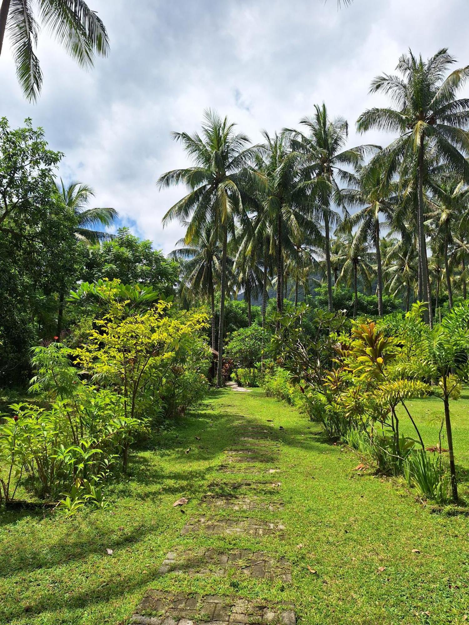 Lendang Eco Lodge Senggigi Exterior foto